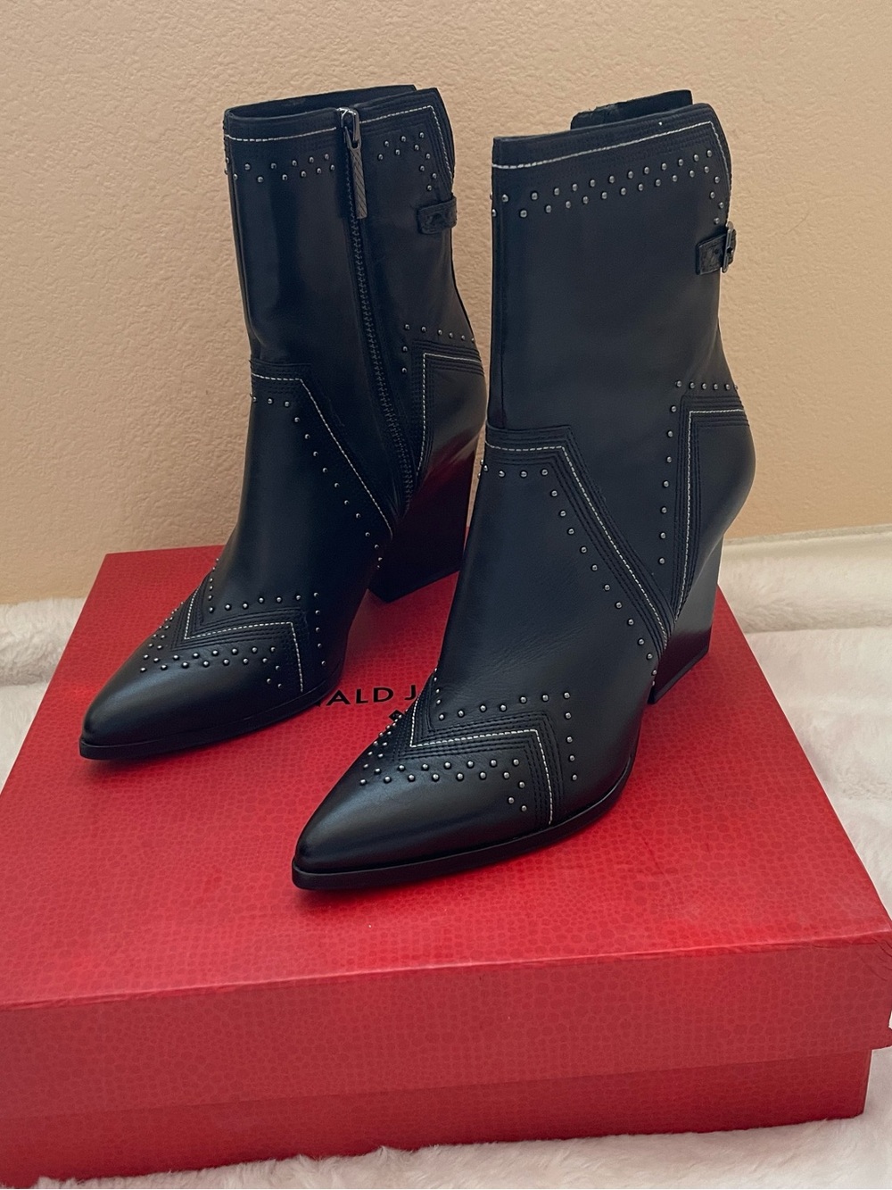 Donald Pliner Boots.